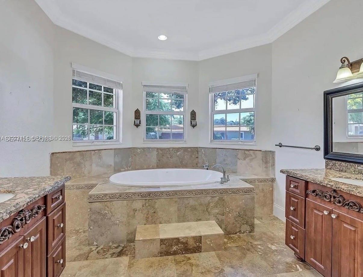 COCONUT CREEK 11TH SEC - Residential
