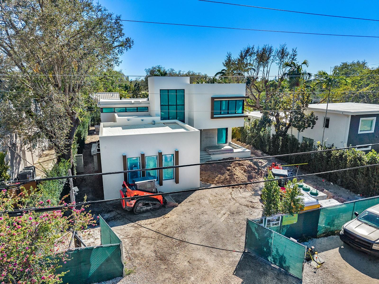 AMD PL GRIFFING BISCAYNE - Residential