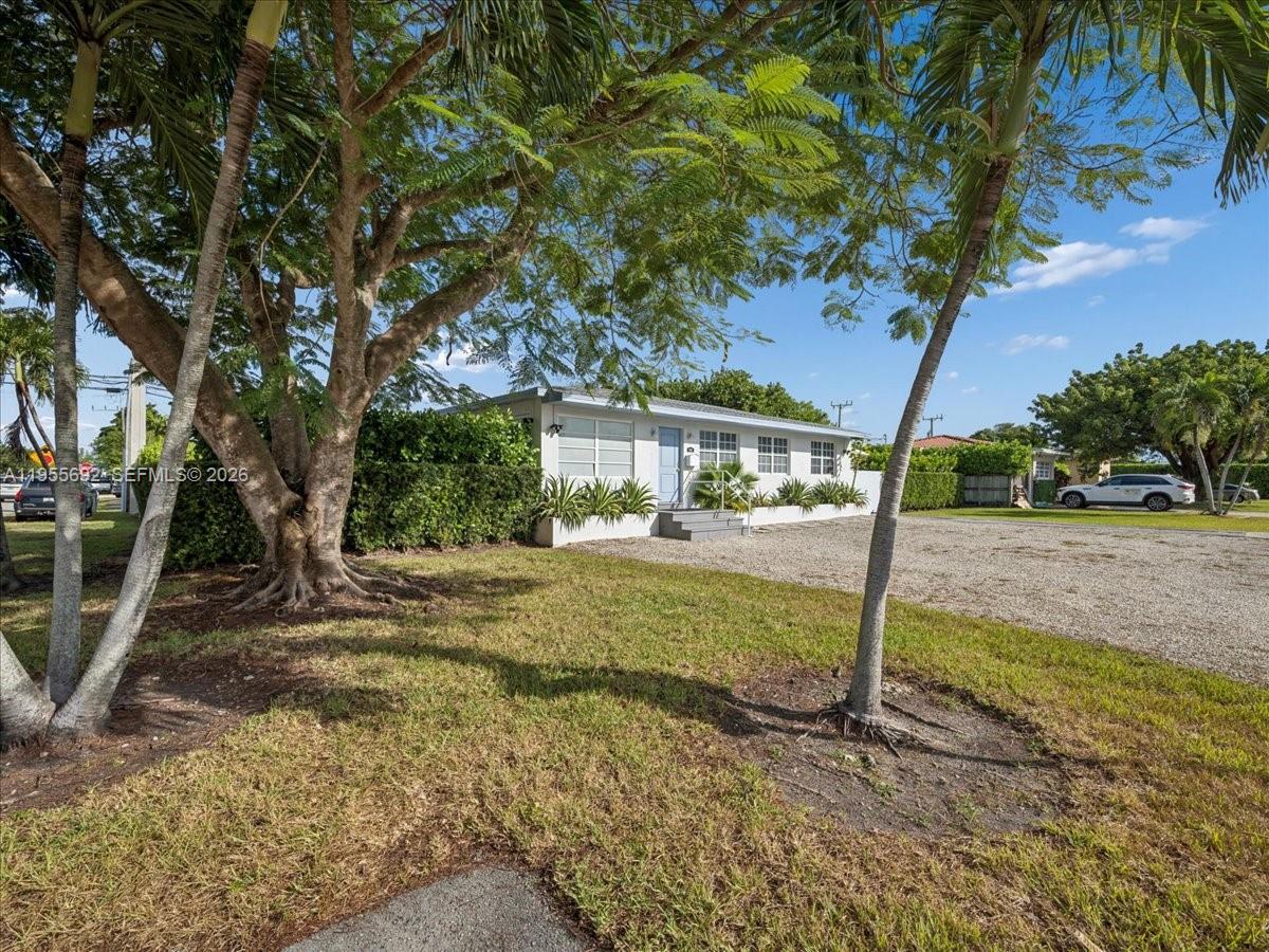 ARTBILT HOMES - Residential