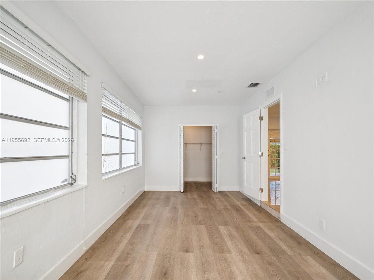 ARTBILT HOMES - Residential