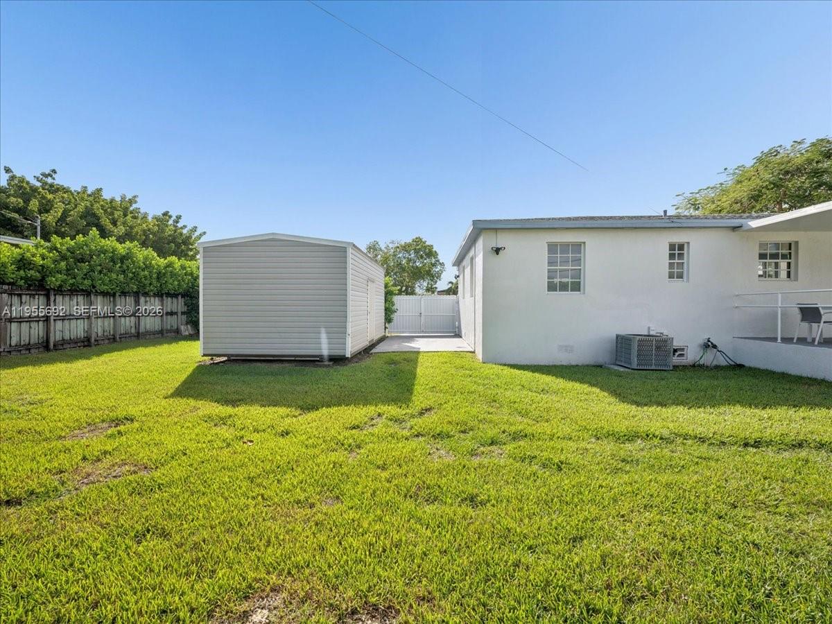 ARTBILT HOMES - Residential