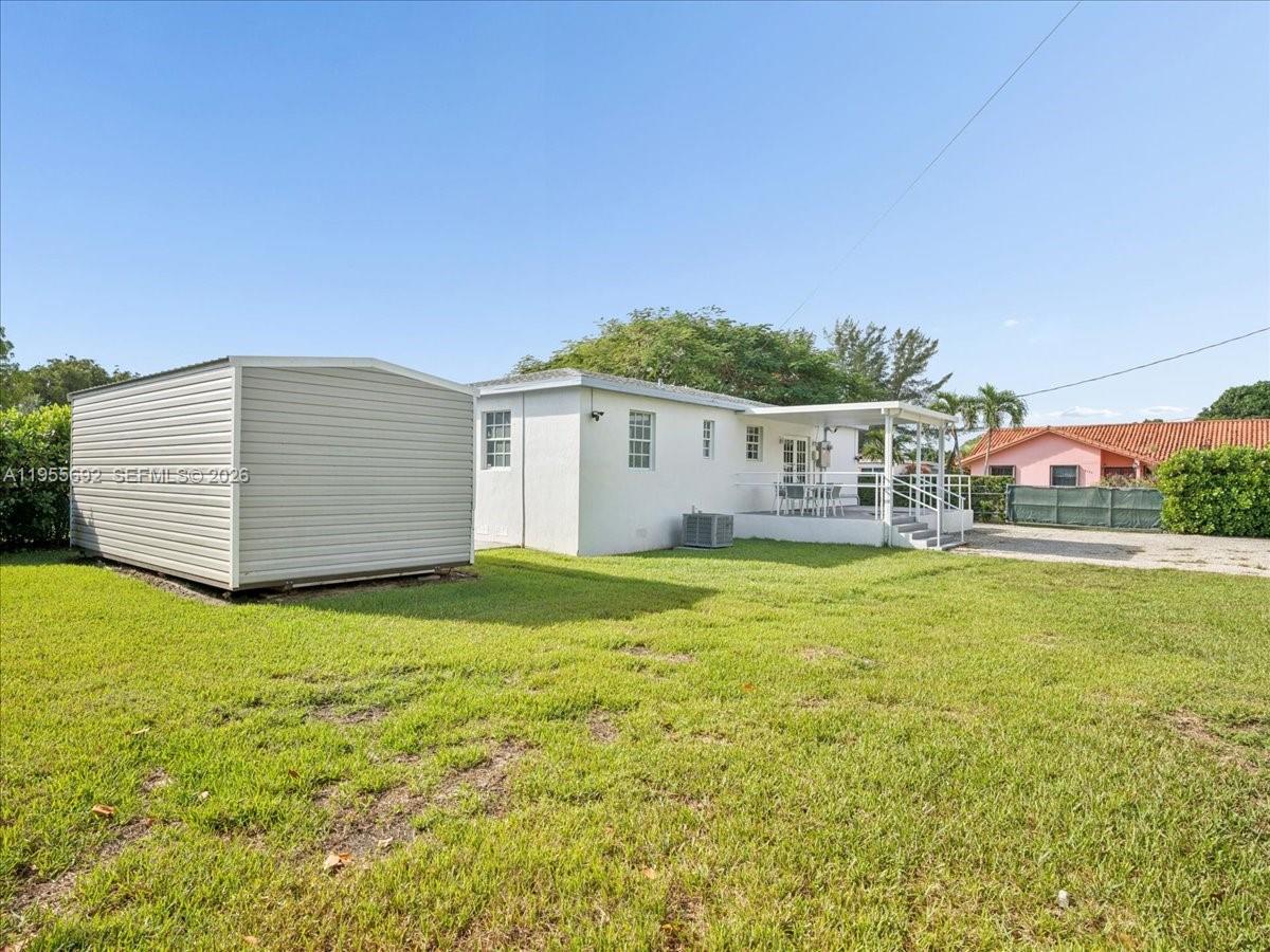 ARTBILT HOMES - Residential