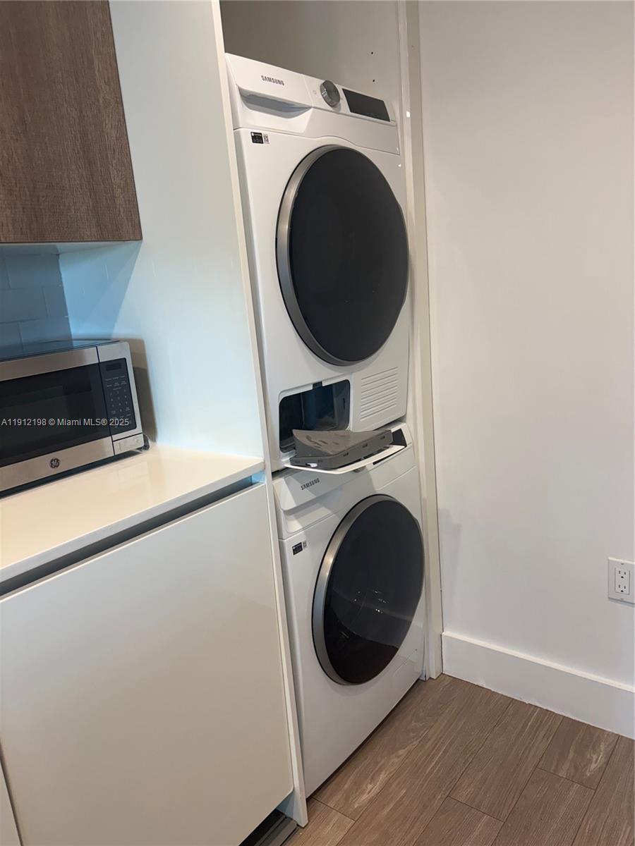 Bay Harbor Club Condo - Residential