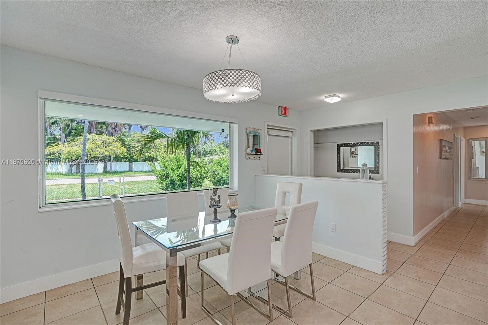 ROSEN TR - Residential Lease