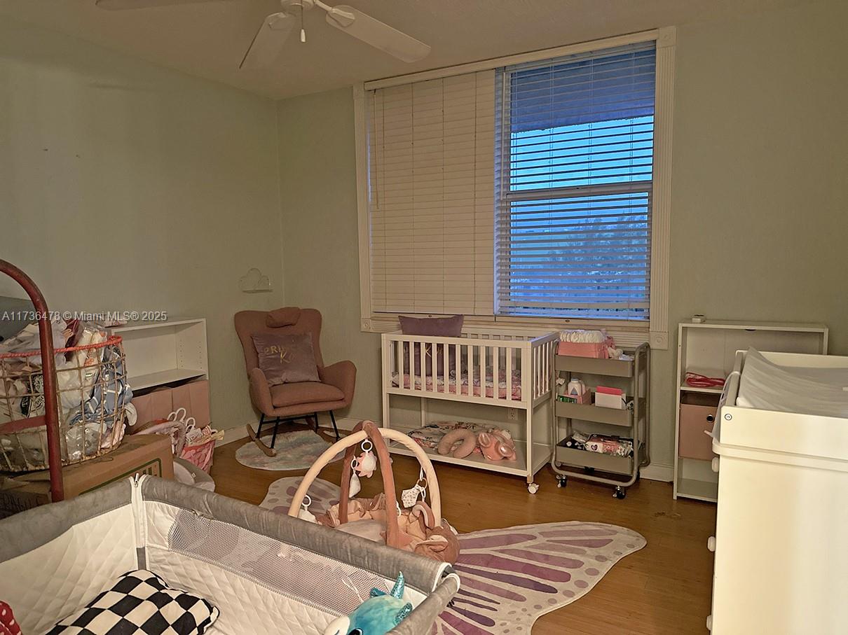 WATERS EDGE TOWERS CONDO - Residential Lease