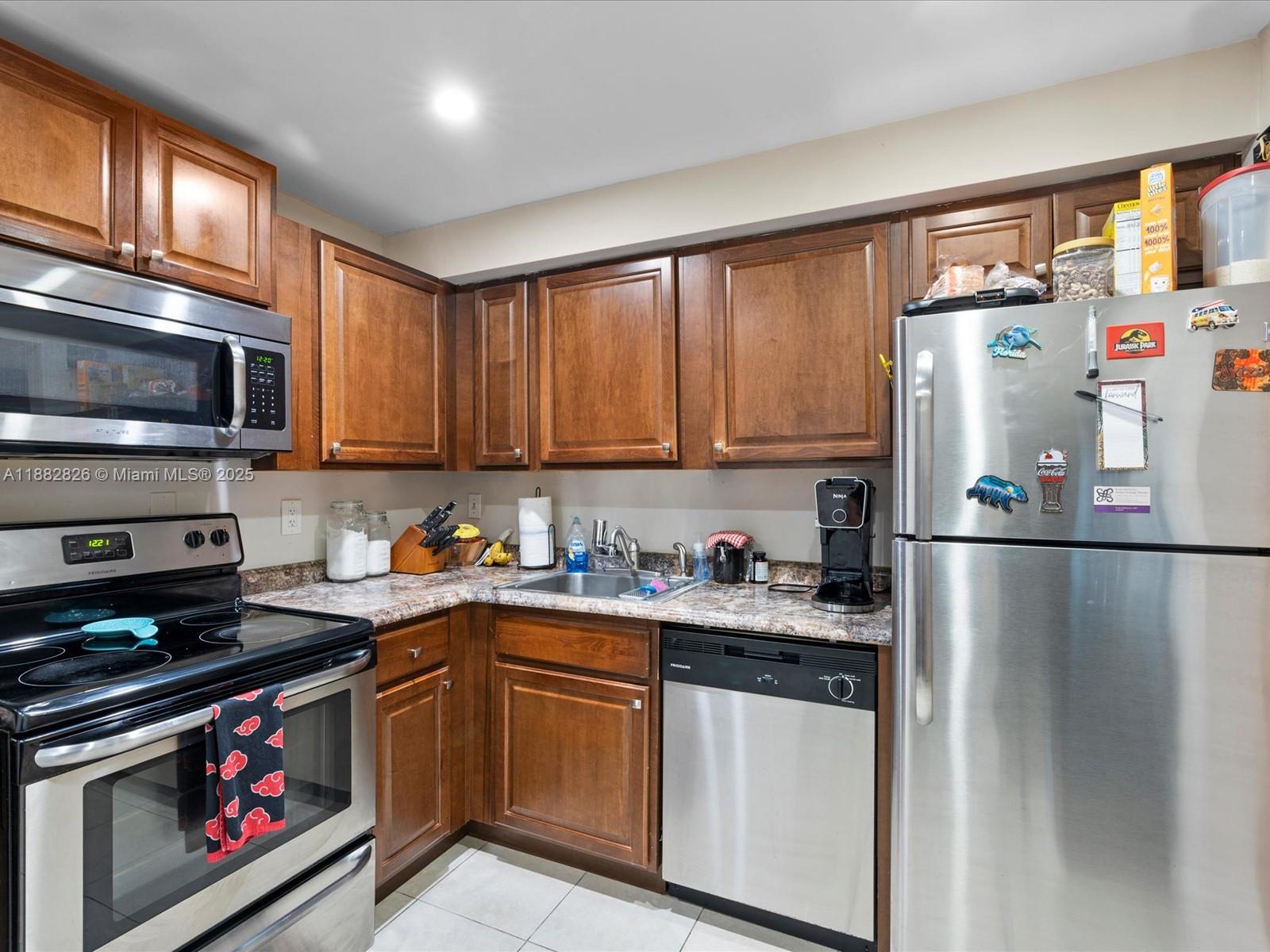 LAFAYETTE CONDO - Residential Lease