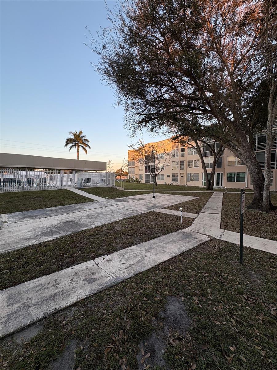 ROLLING GREEN CONDO D - Residential