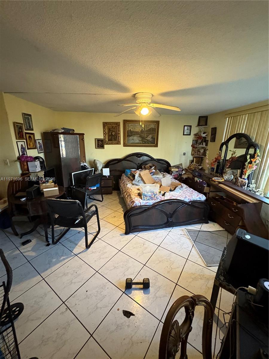 ROLLING GREEN CONDO D - Residential