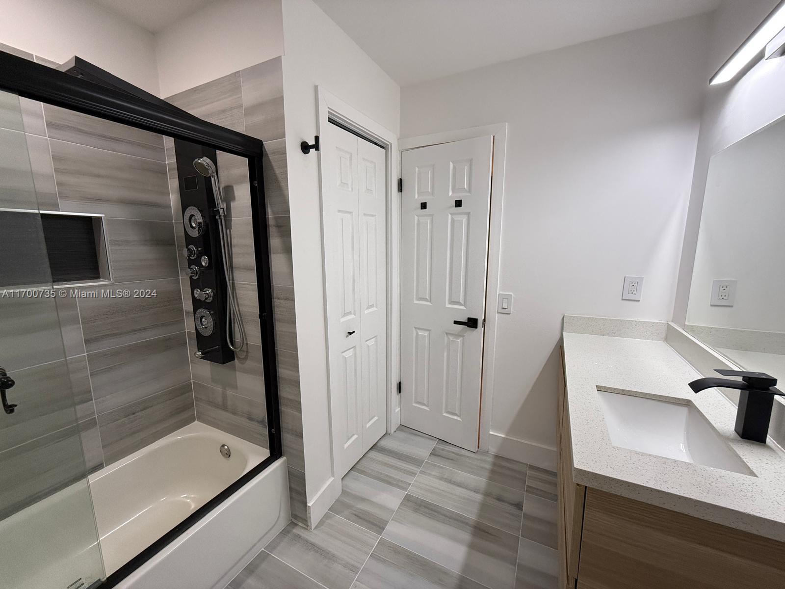 VILLA RICA - Residential Lease