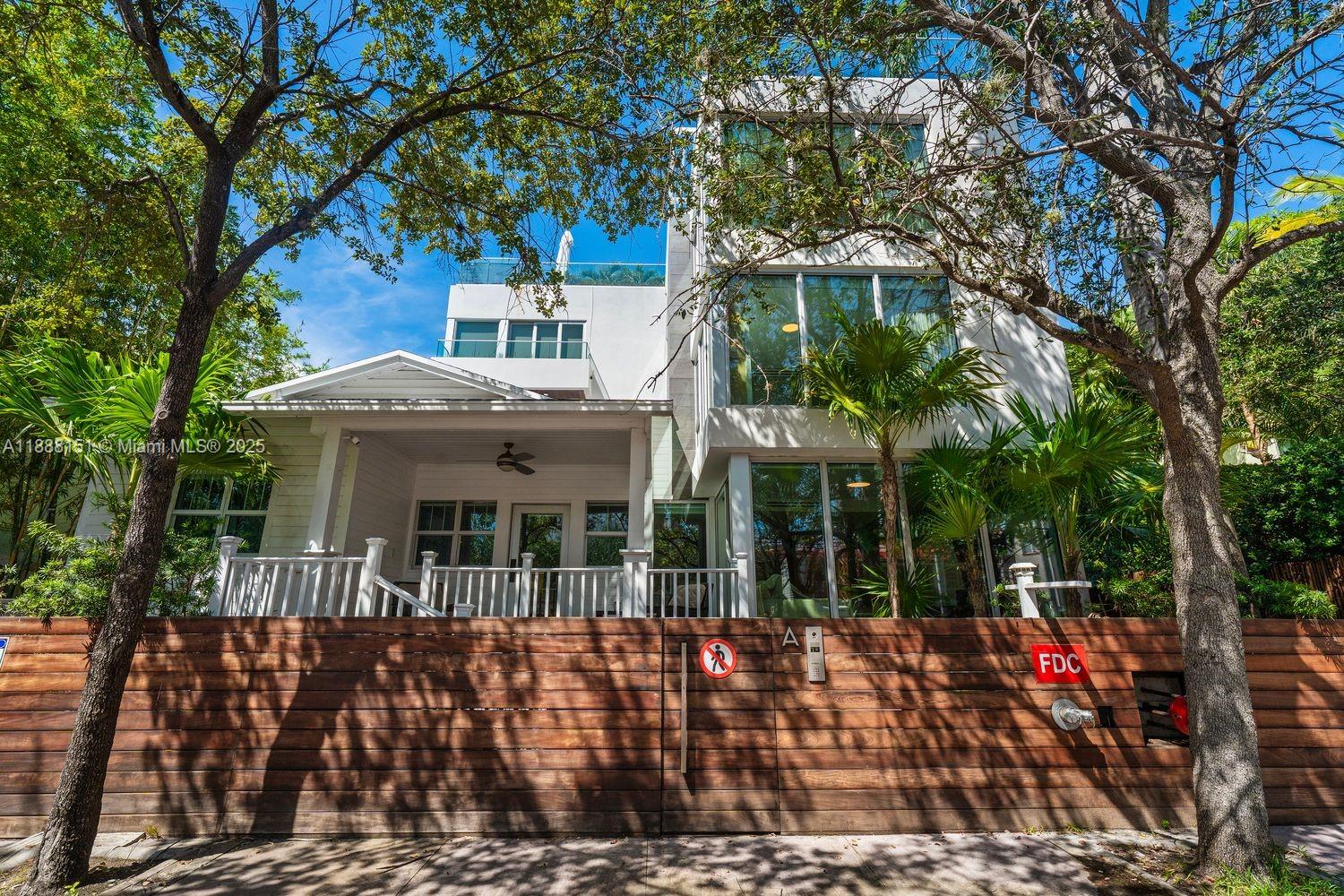 OCEAN BEACH ADDN NO 3 PB 2 - Residential