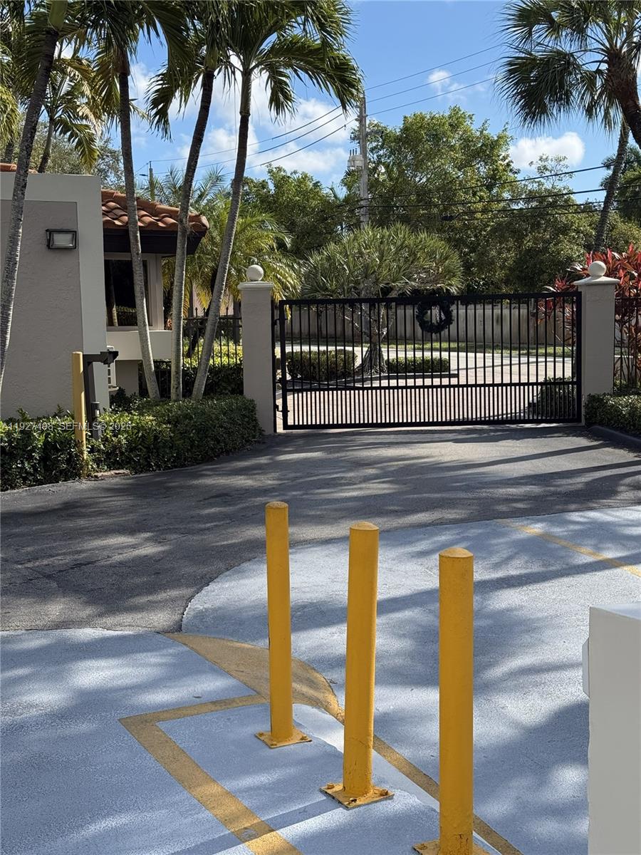 PALM CREST VILLAS CONDO - Residential