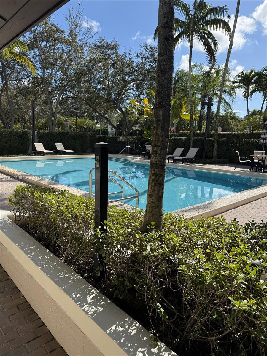 PALM CREST VILLAS CONDO - Residential