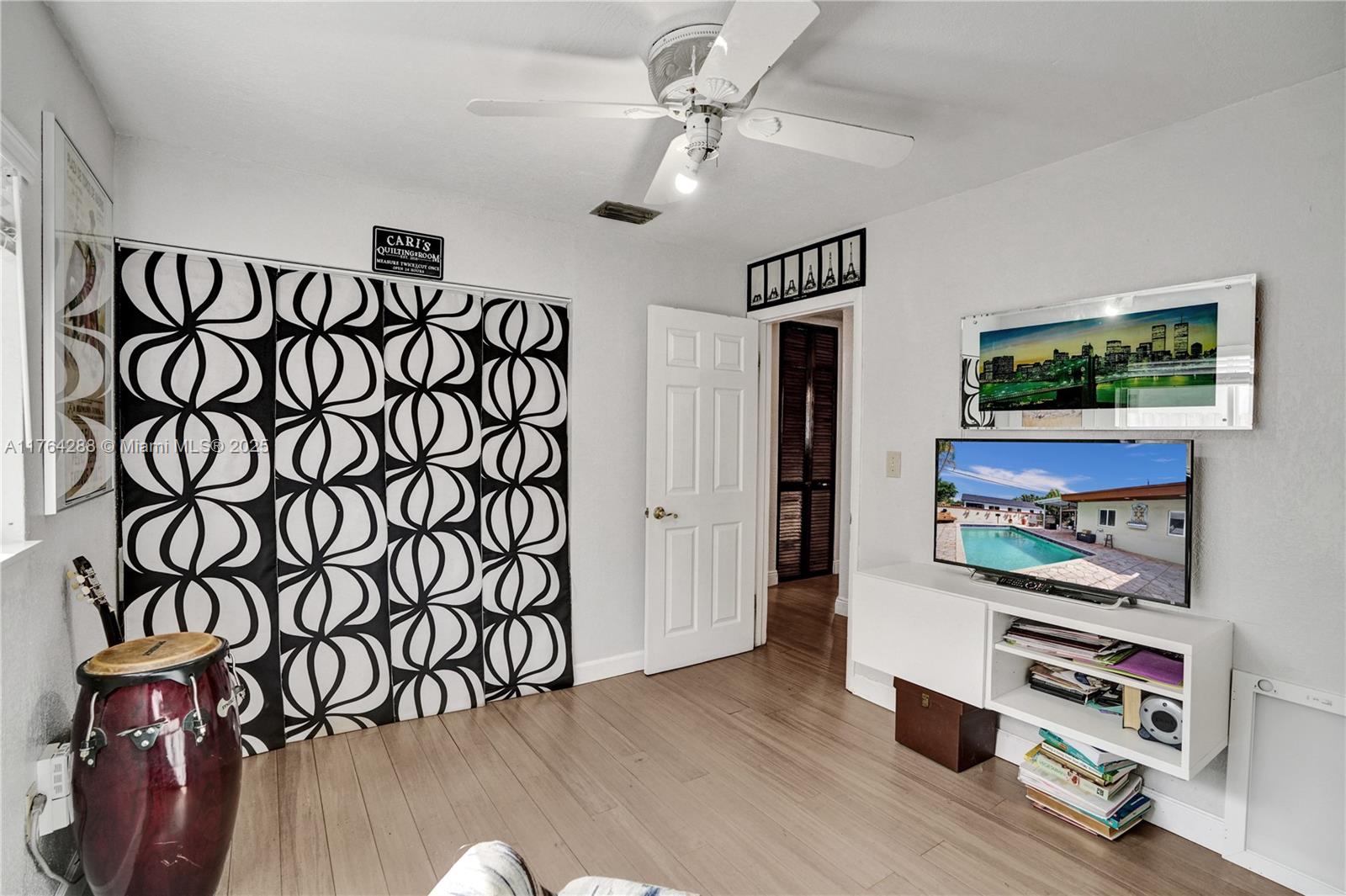 PALM SPRINGS NORTH SEC A - Residential