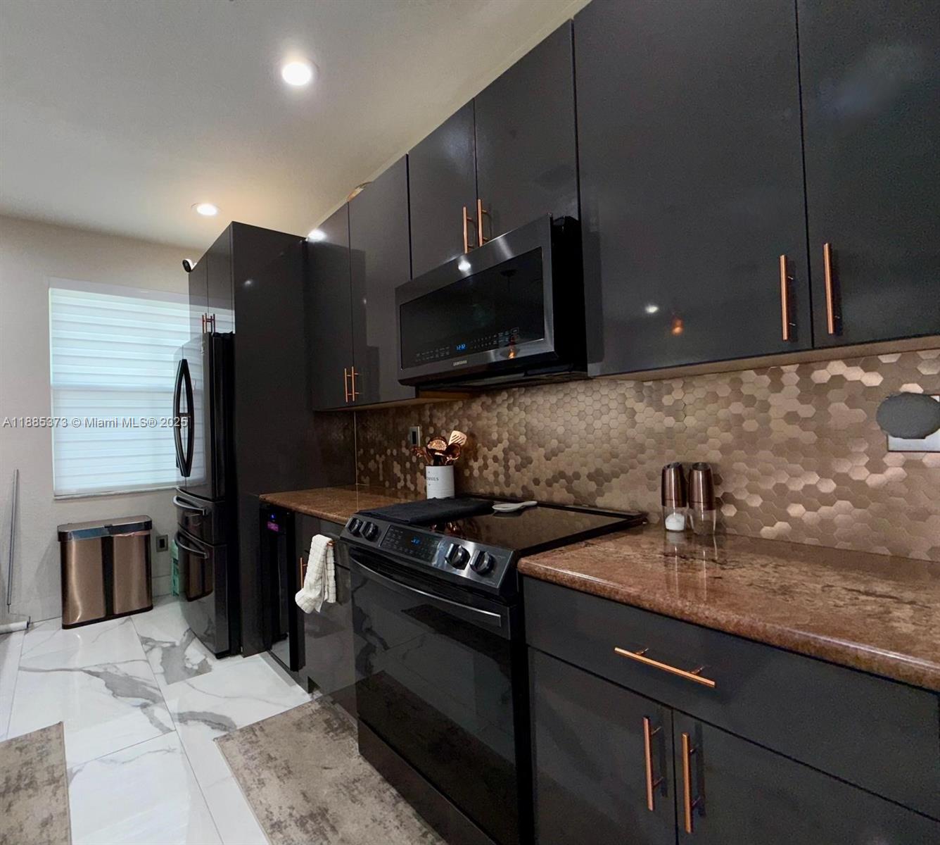 TUSCAN VILLAS CONDO - Residential