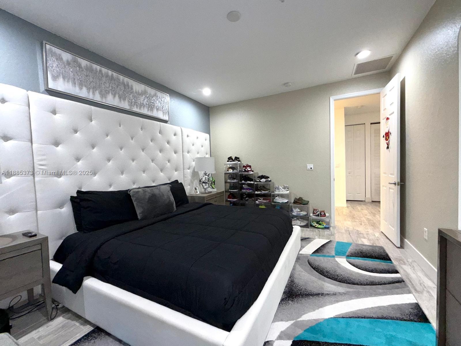 TUSCAN VILLAS CONDO - Residential