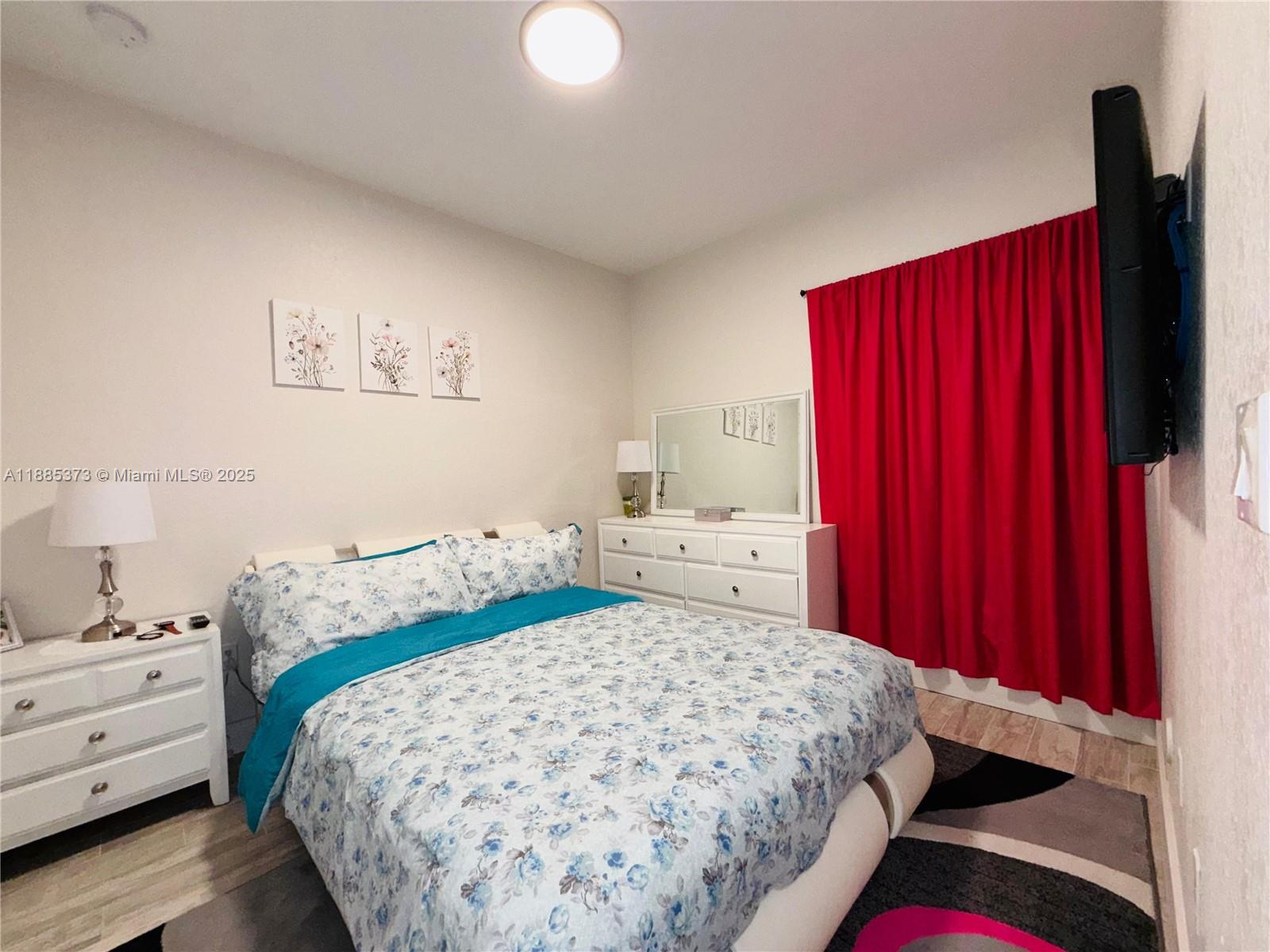 TUSCAN VILLAS CONDO - Residential