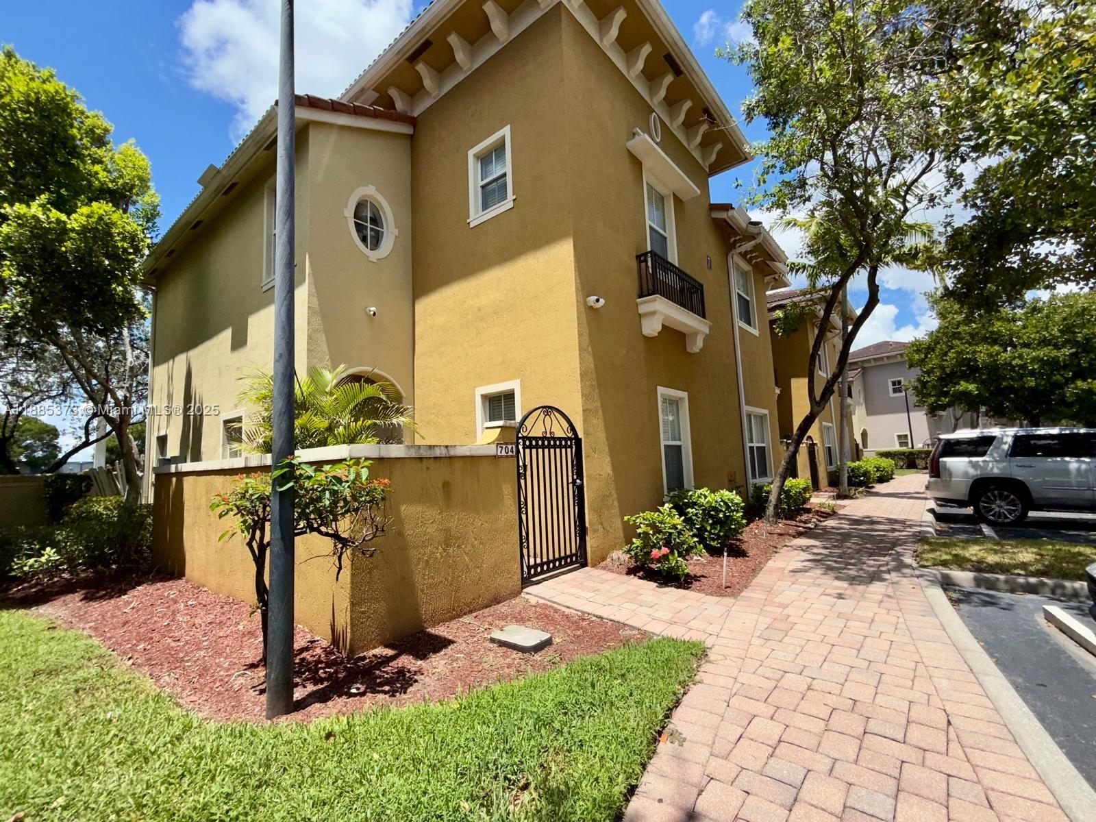 TUSCAN VILLAS CONDO - Residential