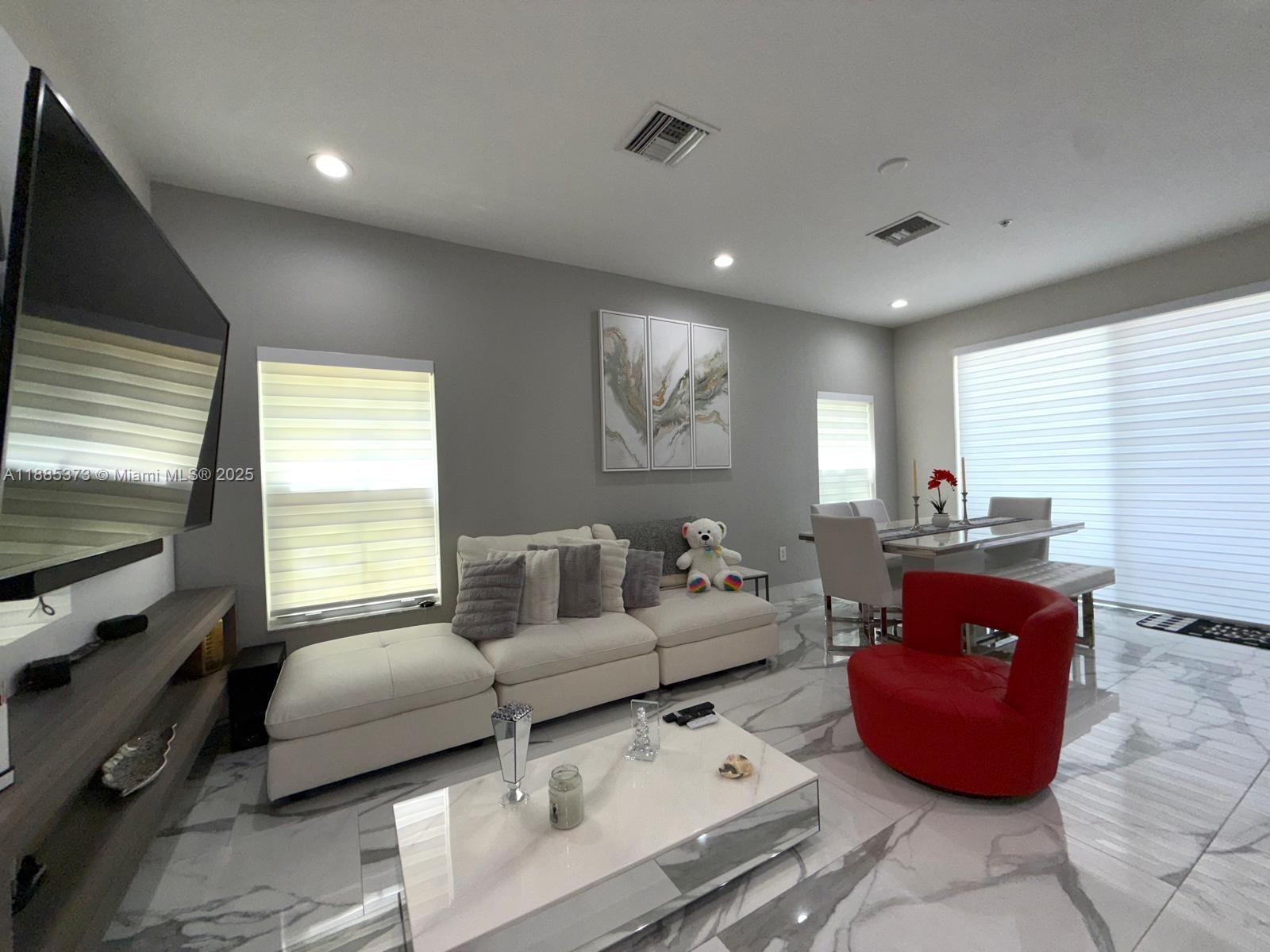 TUSCAN VILLAS CONDO - Residential
