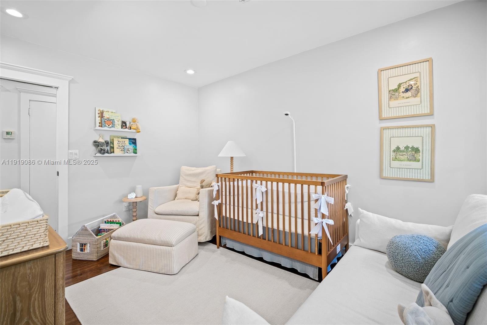 COCONUT GROVE MANOR - Residential Lease