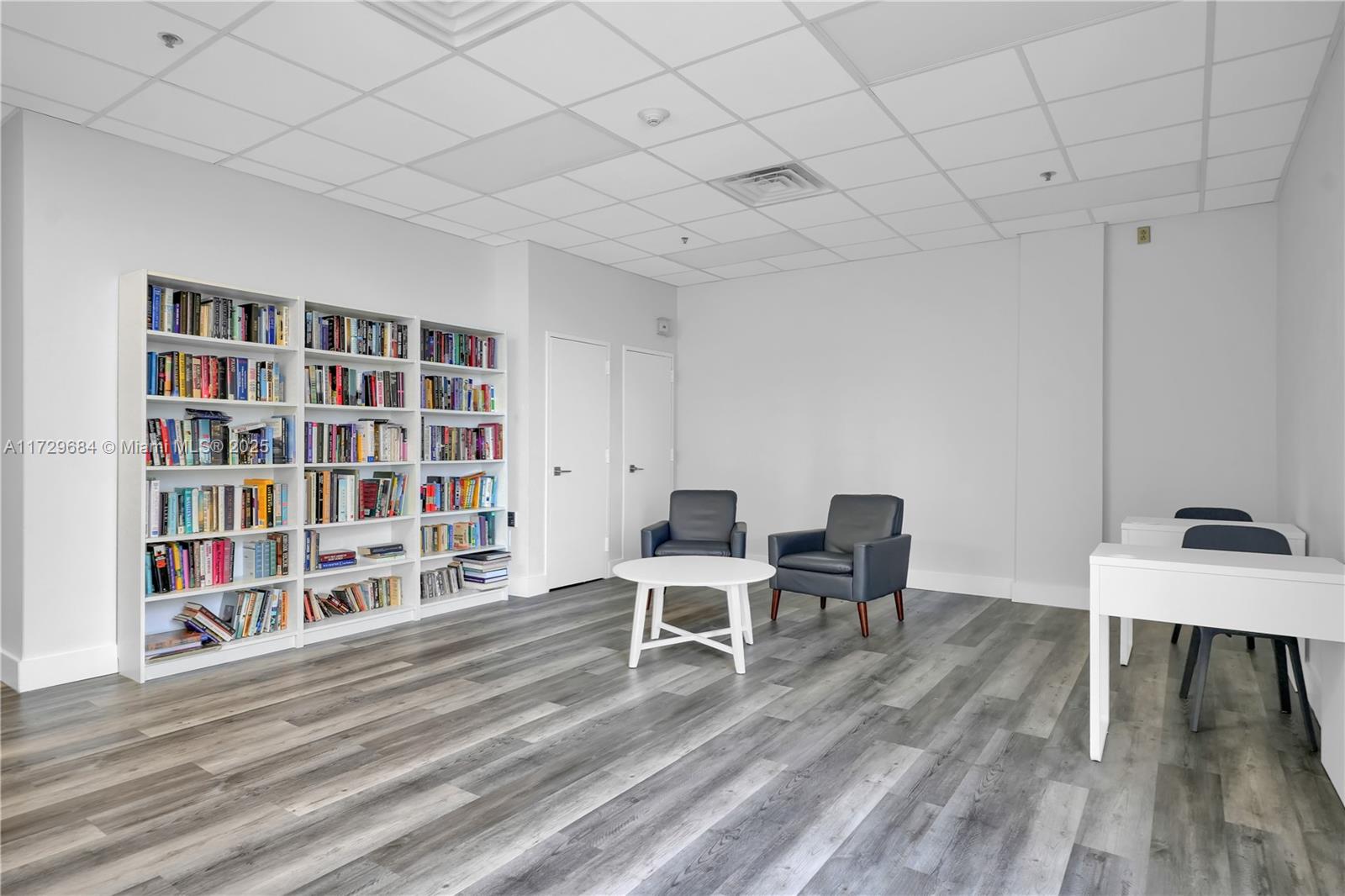 FLAMENCO CONDO TOWER I - Residential