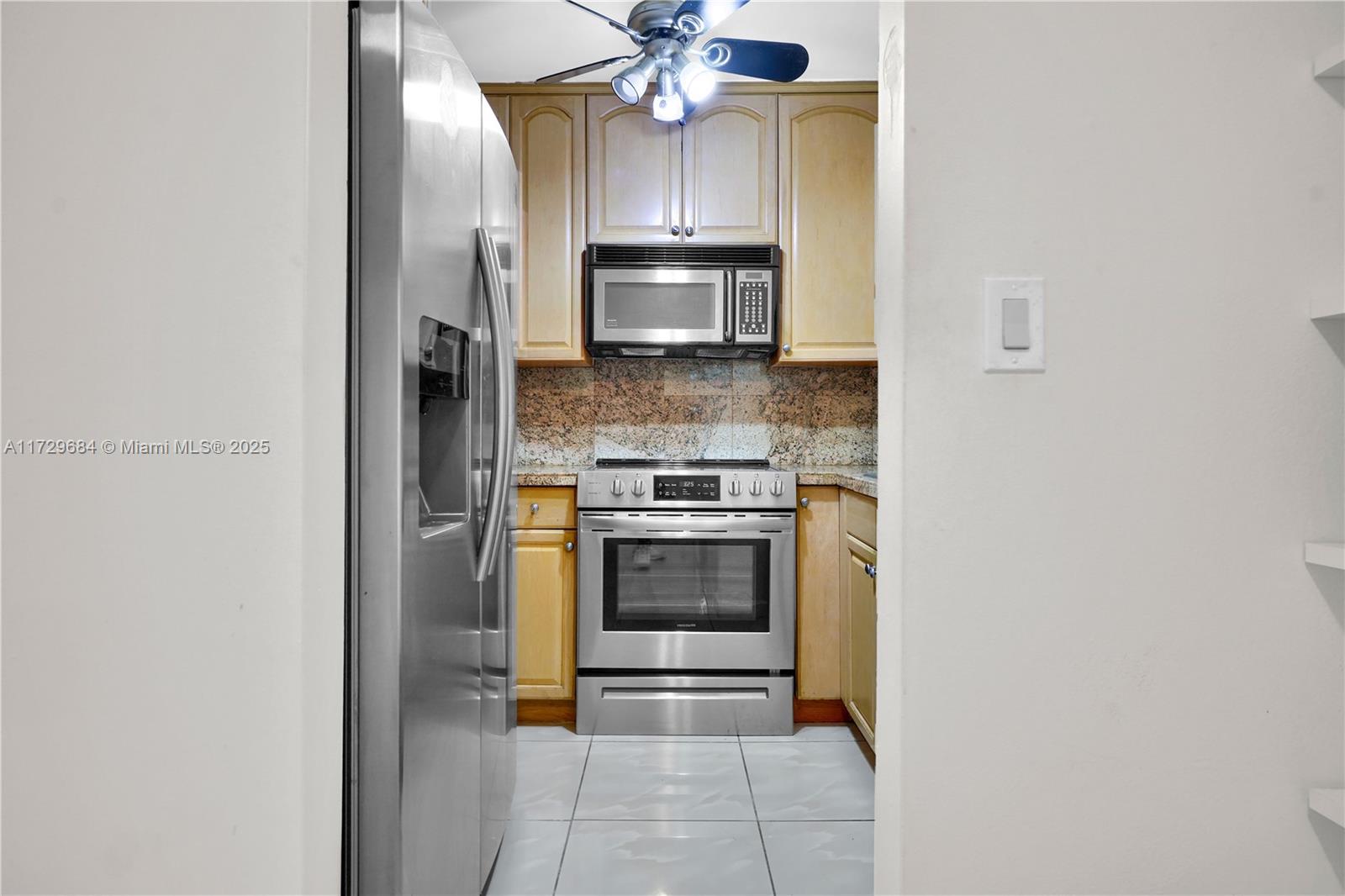 FLAMENCO CONDO TOWER I - Residential