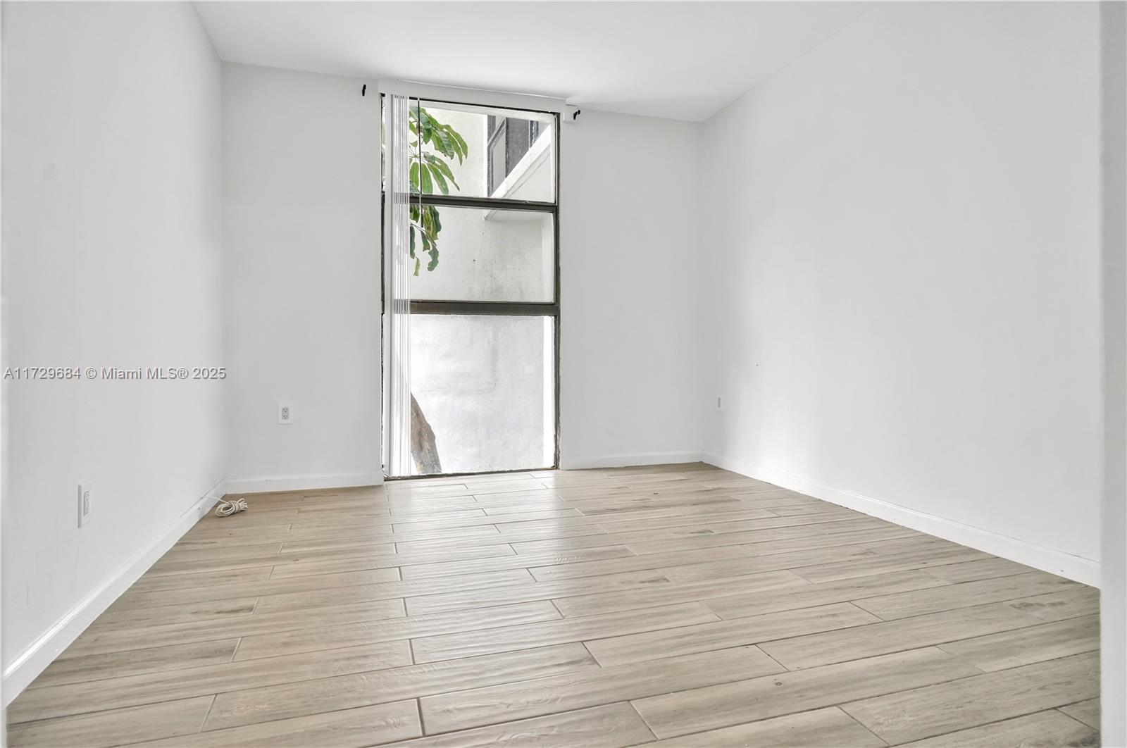 FLAMENCO CONDO TOWER I - Residential