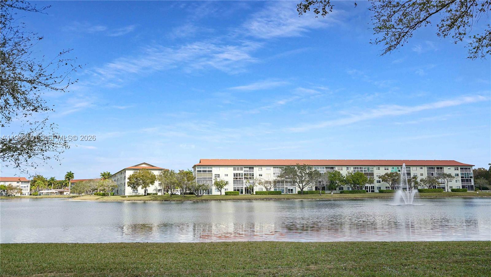 IVANHOE EAST AT CENTURY V - Residential