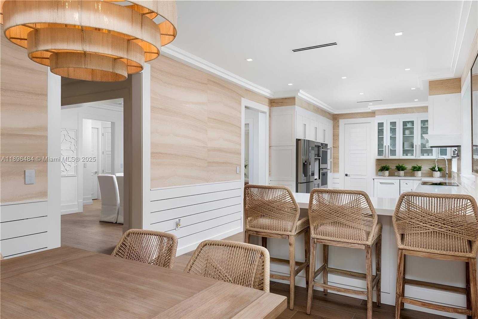 FLAMINGO TERRACE EXTENSIO - Residential Lease