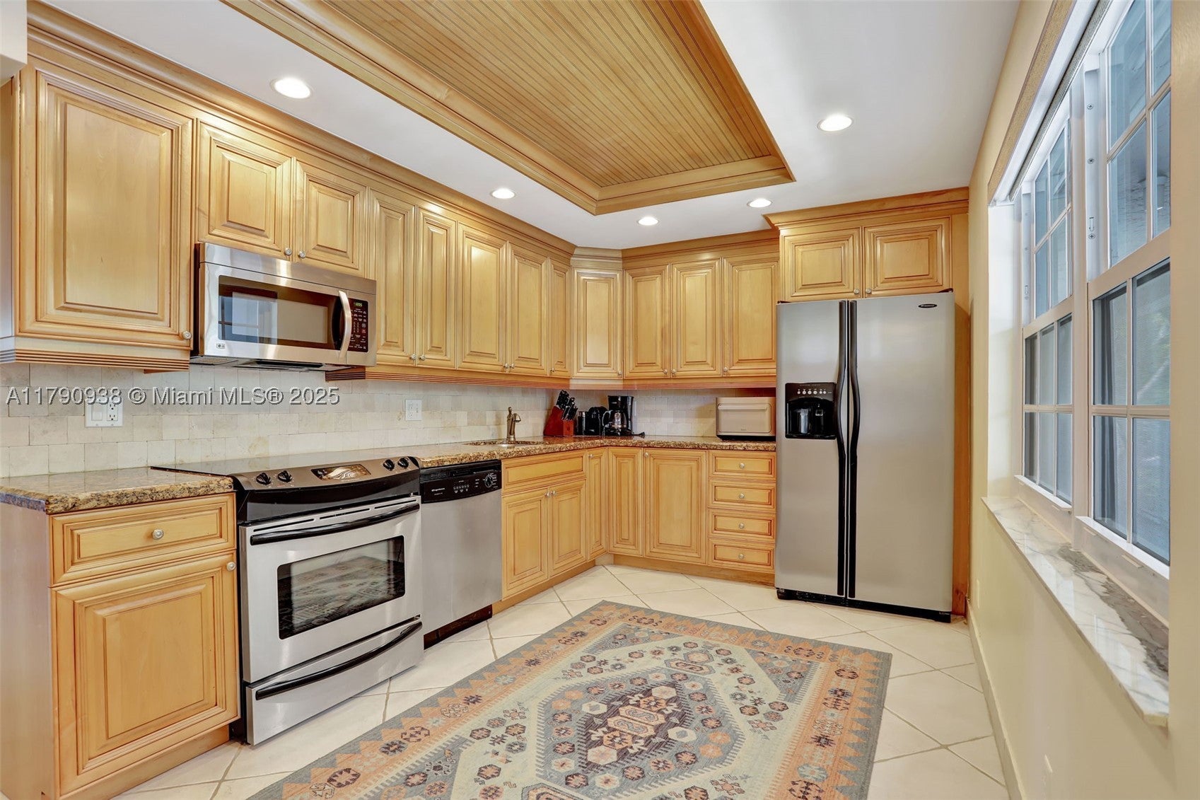 4020 W Palm Aire Dr 204, Pompano Beach FL 33069