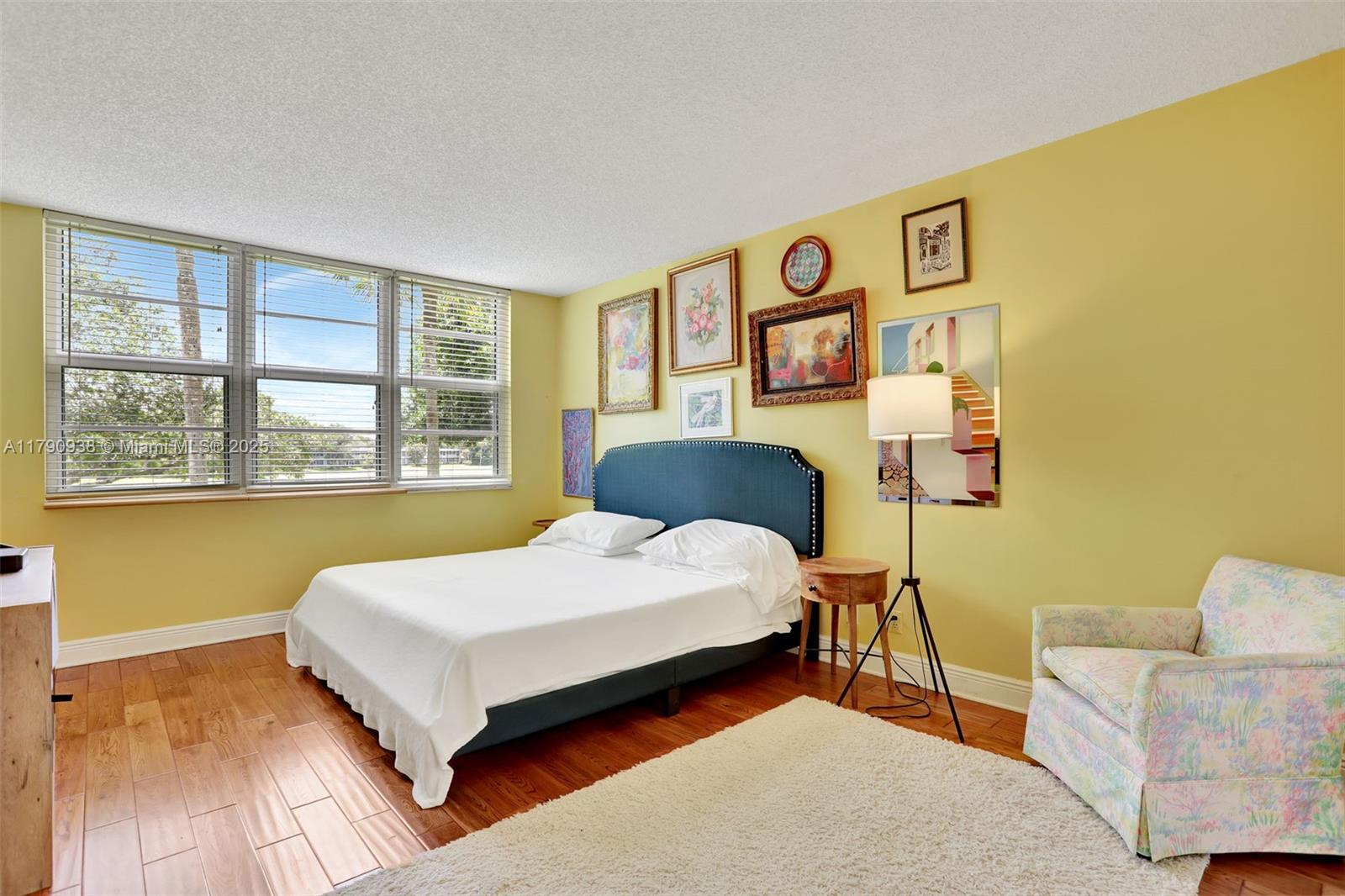 NO 103 PALM-AIRE COUNTRY - Residential