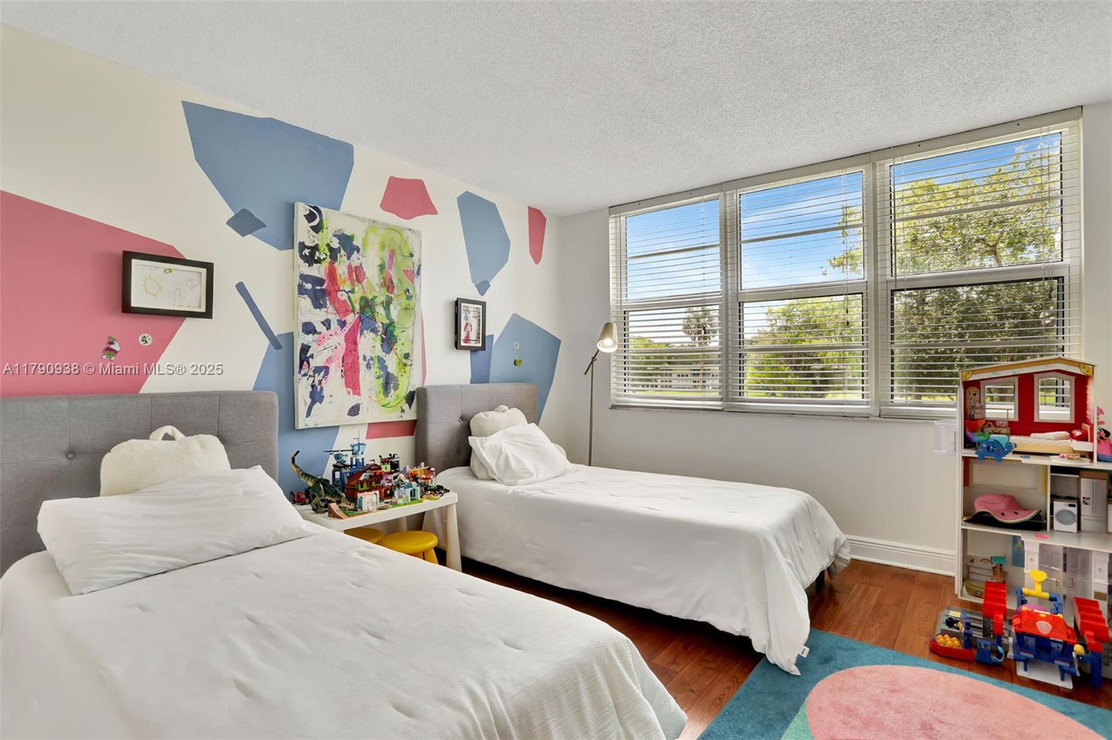 NO 103 PALM-AIRE COUNTRY - Residential