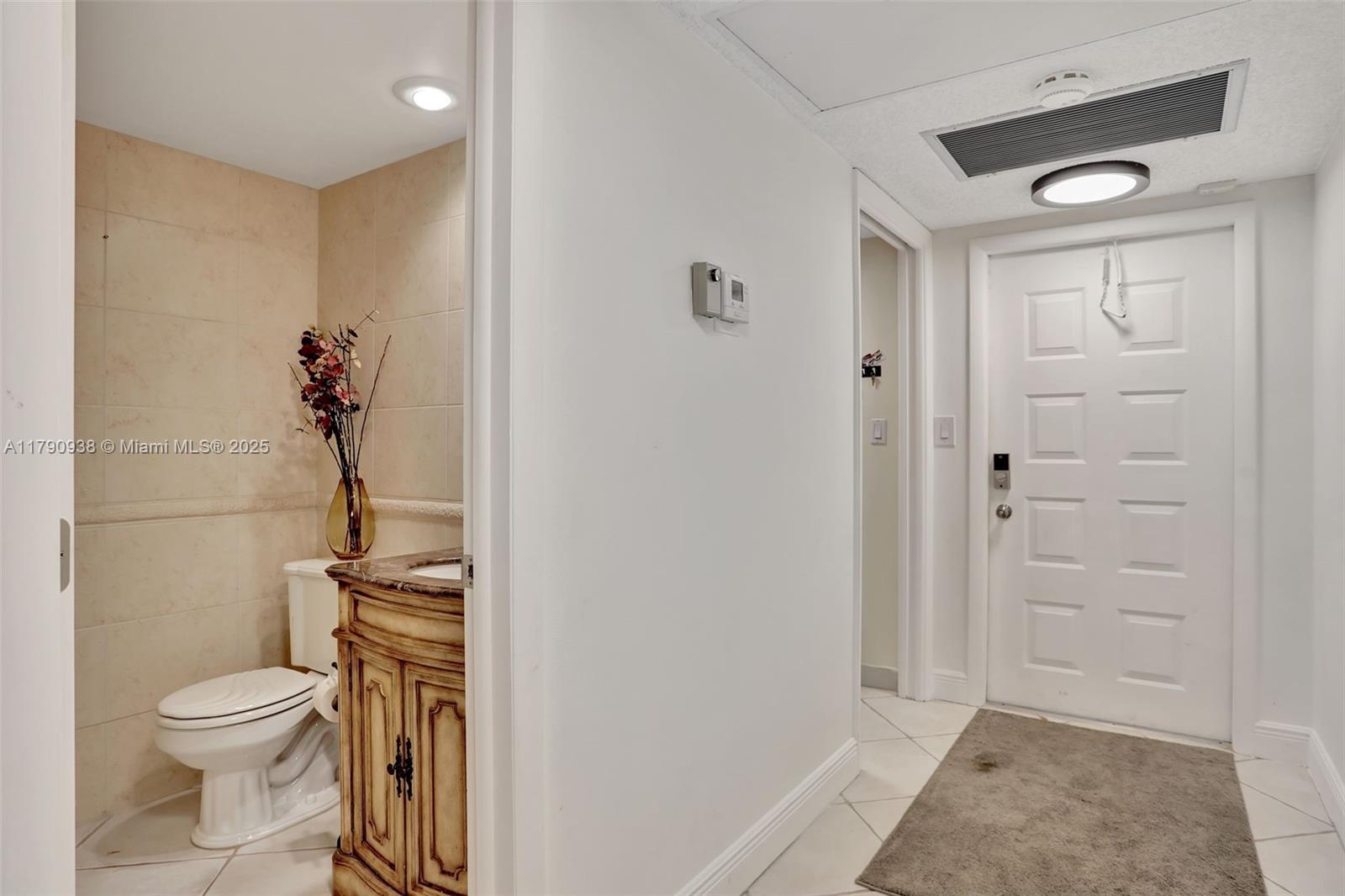 NO 103 PALM-AIRE COUNTRY - Residential