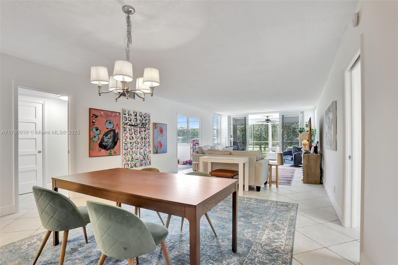 NO 103 PALM-AIRE COUNTRY - Residential