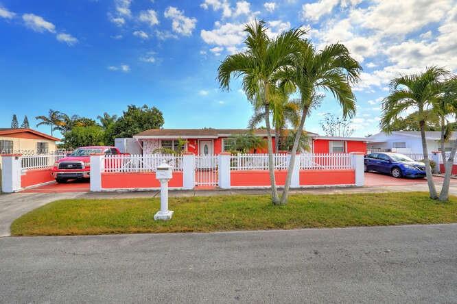 Lovely home with 2,094 square feet of living area, 2,376 square feet of actual building area and on a 7,929 square foot lot in the very desired area of South Miami Heights. This property offers stainless steel appliances, washer and dryer, parking for more than 6 vehicles and a large hot tub to enjoy with family and friends. This property offers a perfect blend of comfort, style and functionality. Also includes a 10-camera wired security system. Whether you're looking to entertain or relax, this home is the perfect place to call home. A must see!!! MORE PICTURES TO COME.