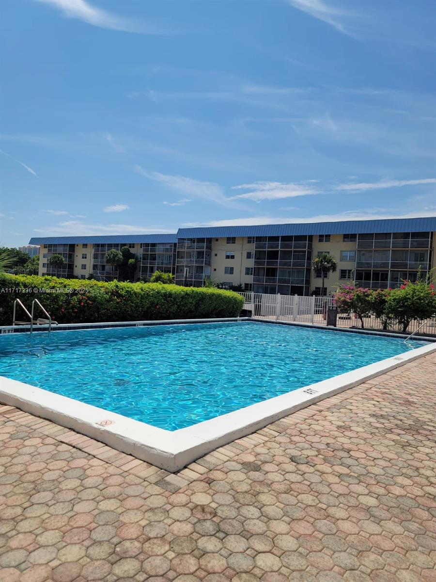 EDEN ISLES CONDO PART 3 - Residential