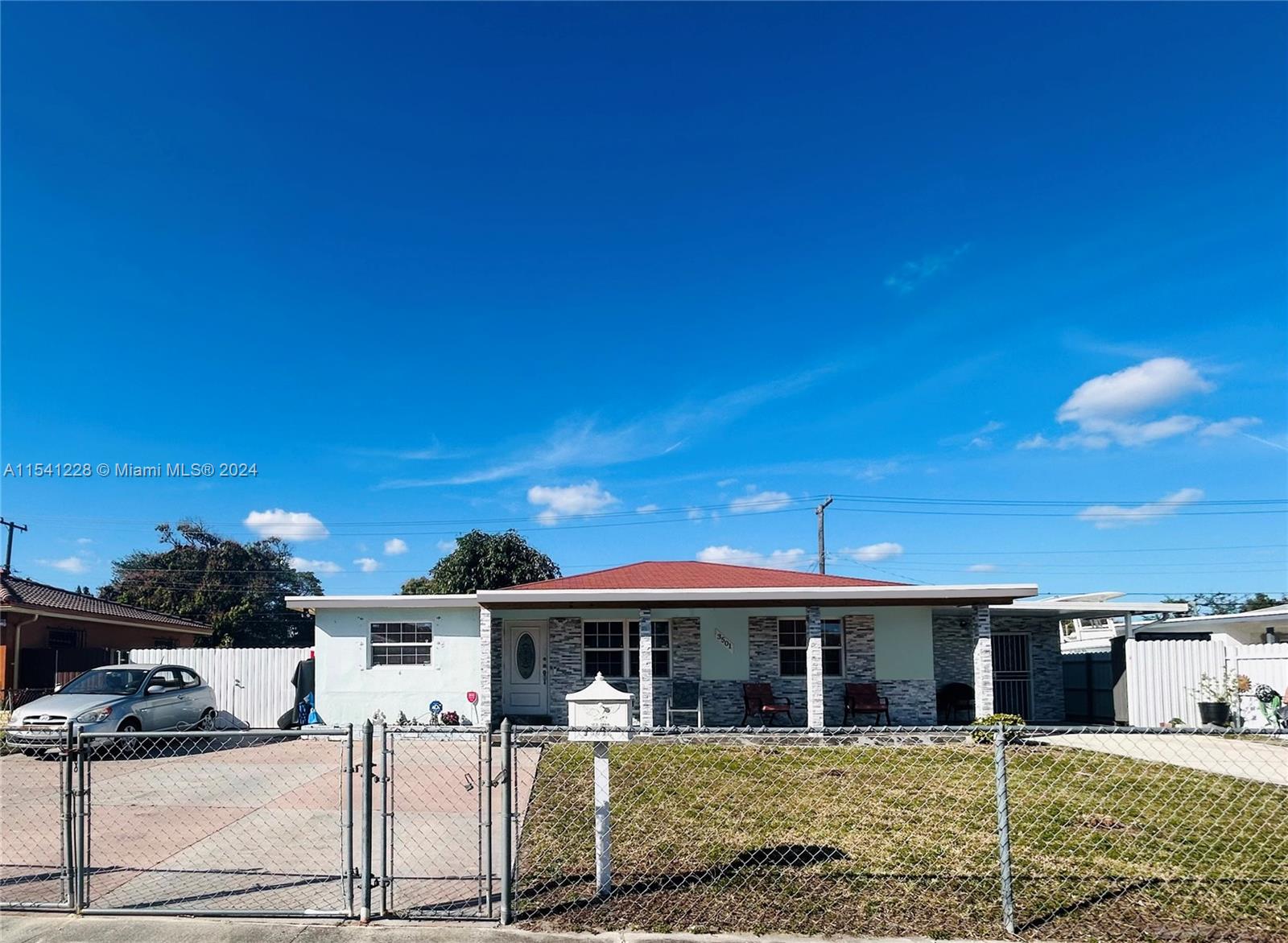 Property for Sale at 3501 Nw 81st Ter Ter, Miami, Broward County, Florida - Bedrooms: 5 
Bathrooms: 5  - $600,000