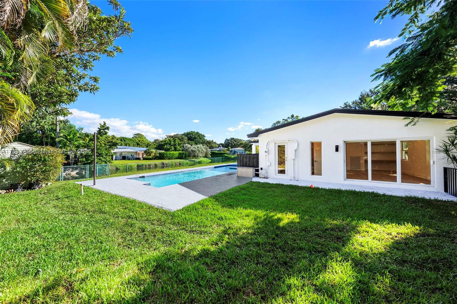 FAIRMONT ACRES SEC 3 - Residential