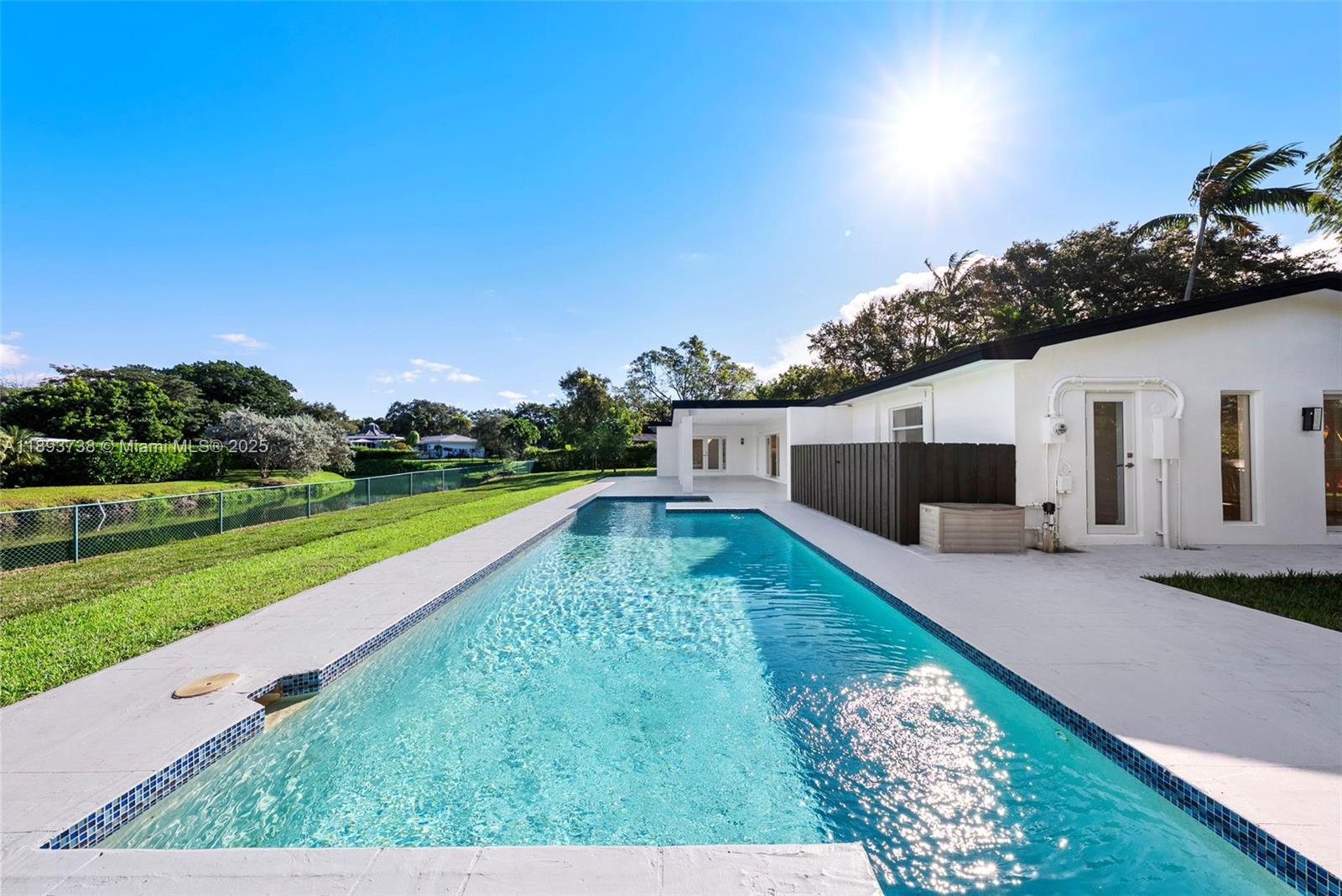 FAIRMONT ACRES SEC 3 - Residential