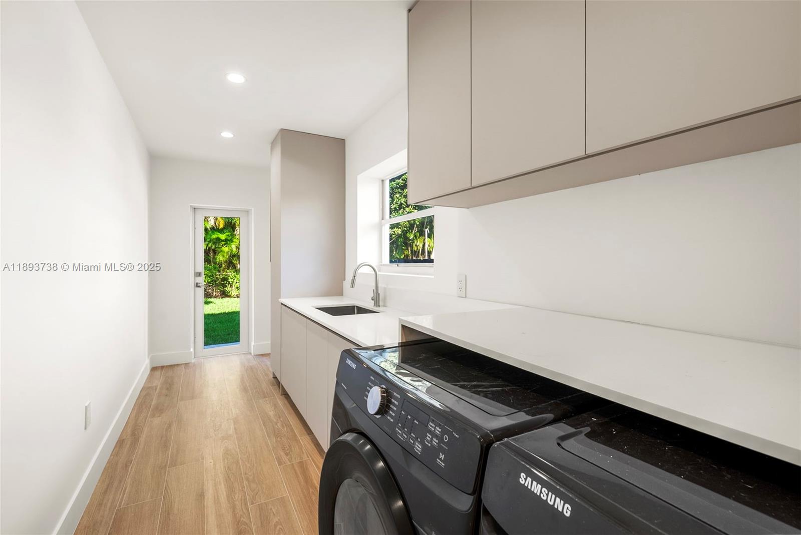 FAIRMONT ACRES SEC 3 - Residential