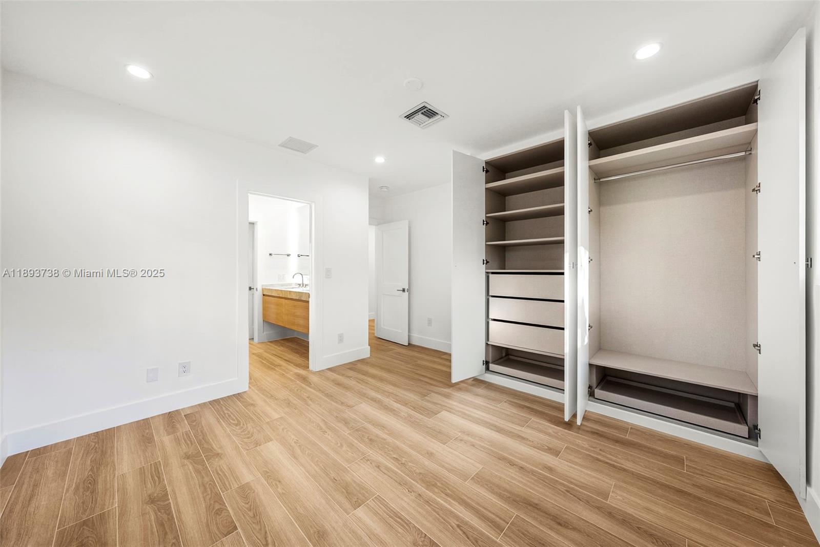 FAIRMONT ACRES SEC 3 - Residential