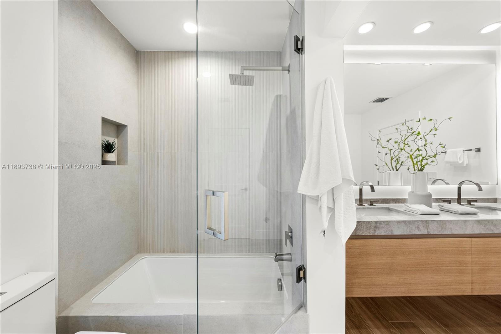 FAIRMONT ACRES SEC 3 - Residential