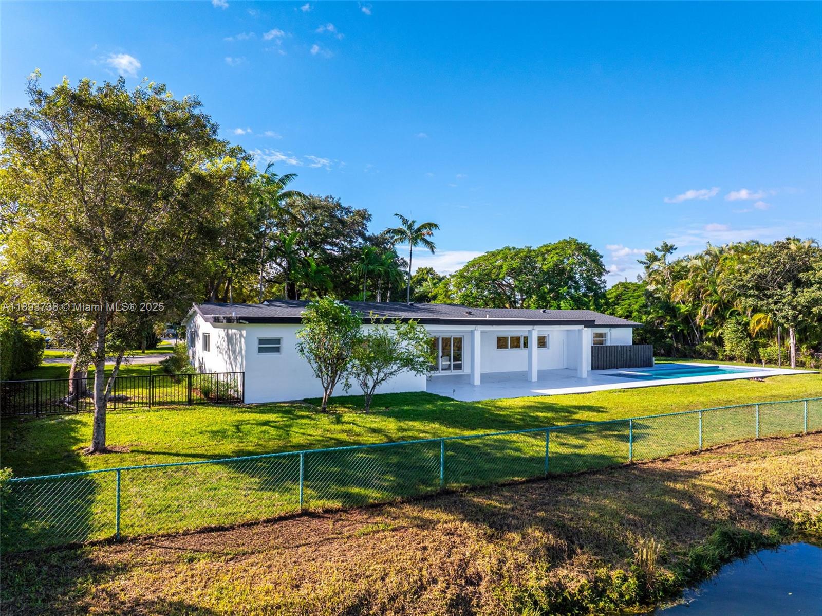 FAIRMONT ACRES SEC 3 - Residential