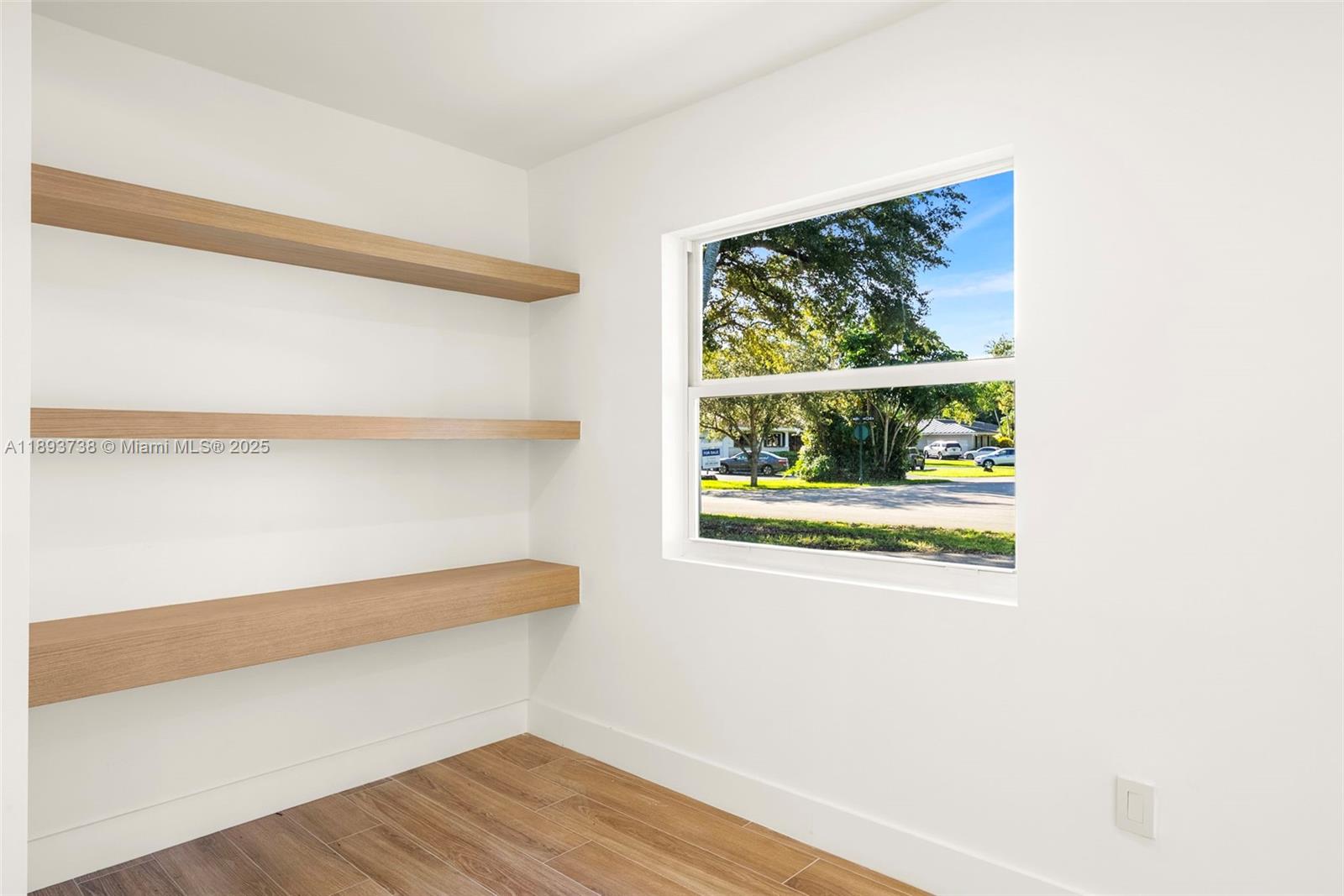 FAIRMONT ACRES SEC 3 - Residential