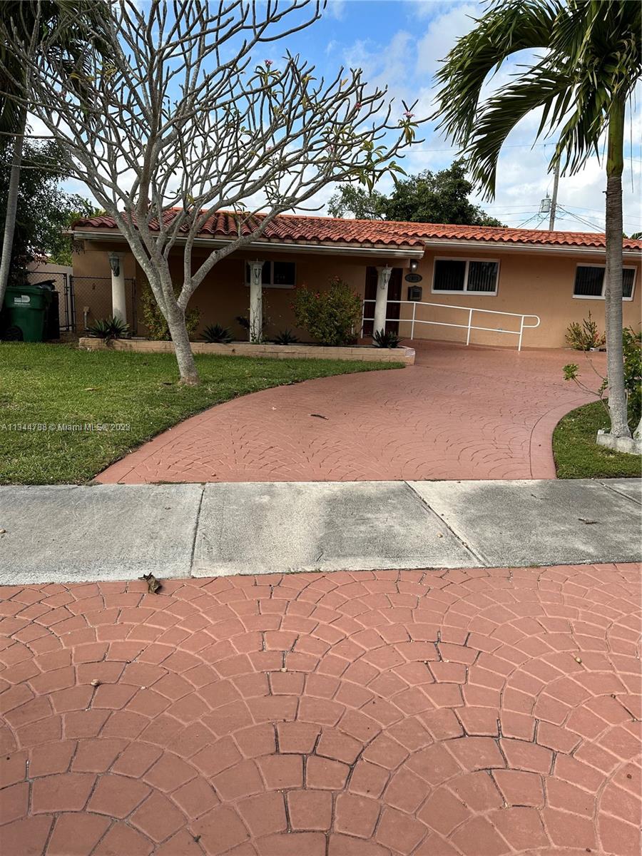 Nice and peaceful area 3/2 single story home. Granite floor thru-out, large kitchen with gas stove, oven and water heater to save a lot of money in electric bill. Large yard an many cars space. Excellent location close to mayor highways, shopping center, schools etc.