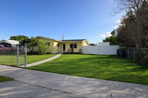 11930 SW 187th Ter Miami FL 33177