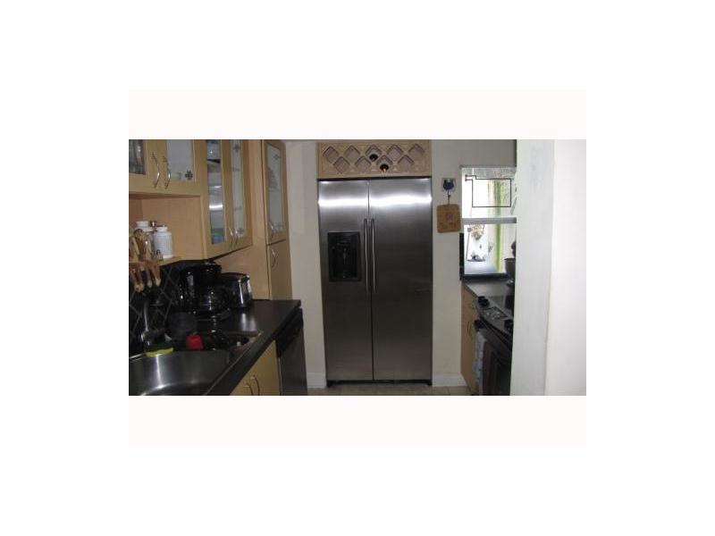 LEMONTREE VILLAGE CONDO - Residential Lease