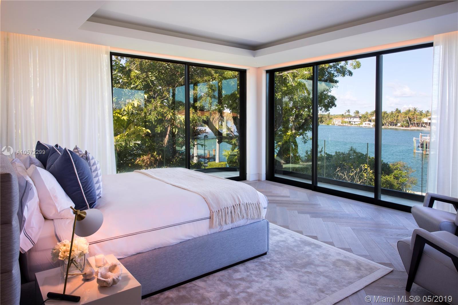 Sunset Islands - Residential