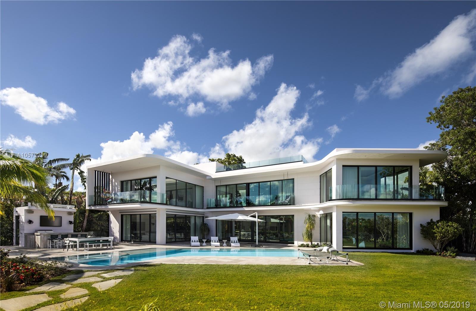 Sunset Islands - Residential