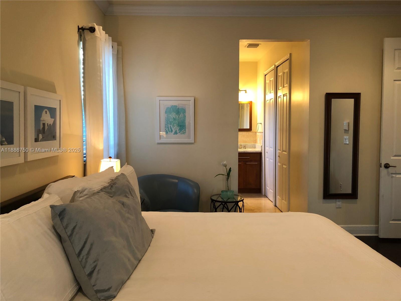 CASA ZAMORA CONDO - Residential Lease