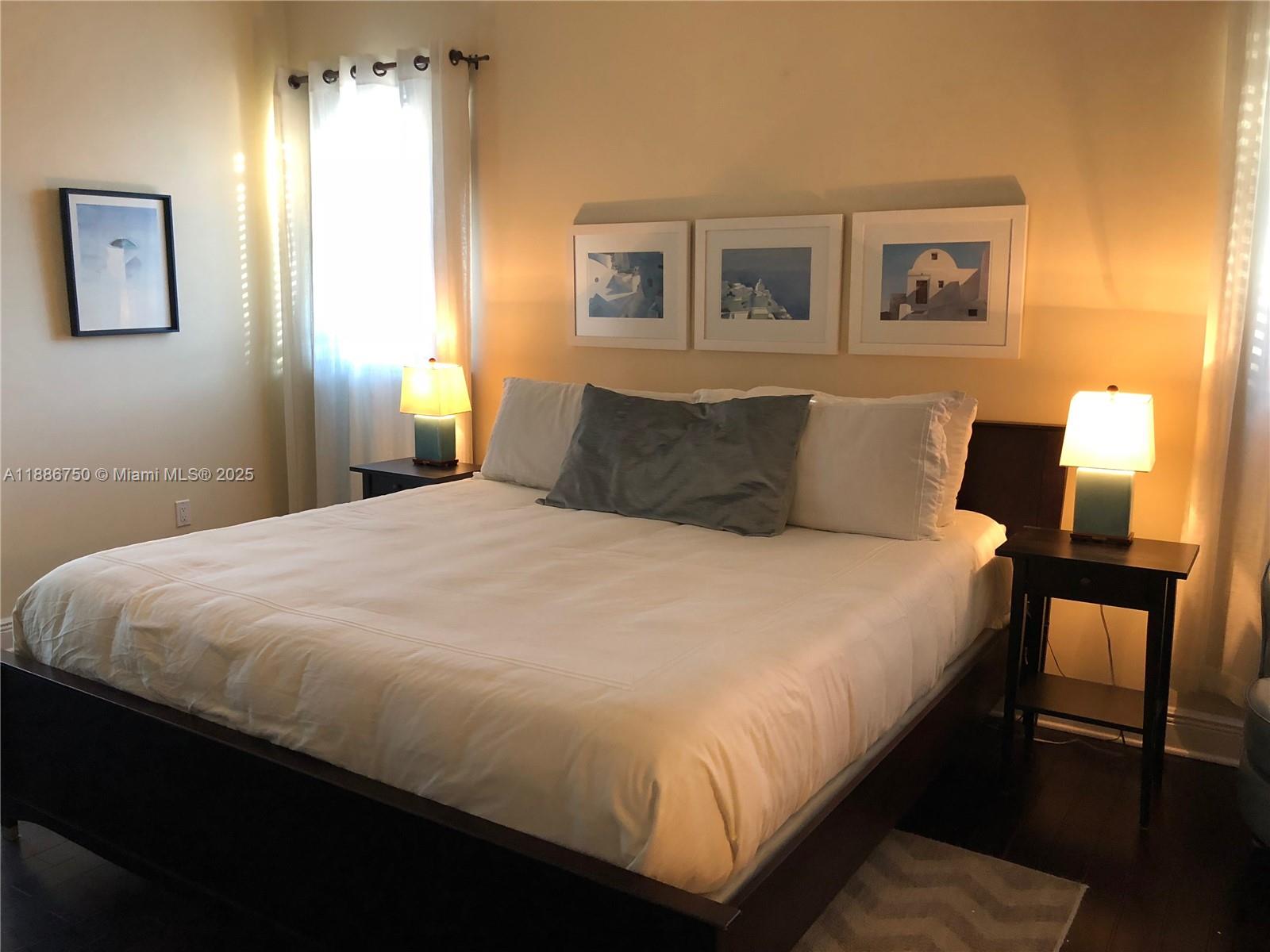 CASA ZAMORA CONDO - Residential Lease